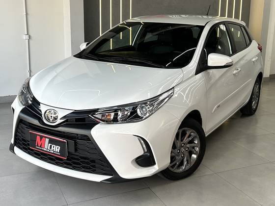 TOYOTA YARIS 1.5 16V FLEX XS MULTIDRIVE TOYOTA YARIS 1.5 16V FLEX XS MULTIDRIVE